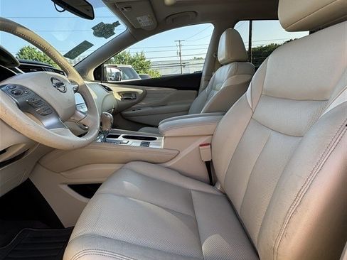Used 2018 Nissan Murano SL w/ Moonroof Package AWD/4WD image 10