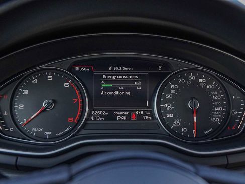 Used 2019 Audi A4 2.0T Premium image 15