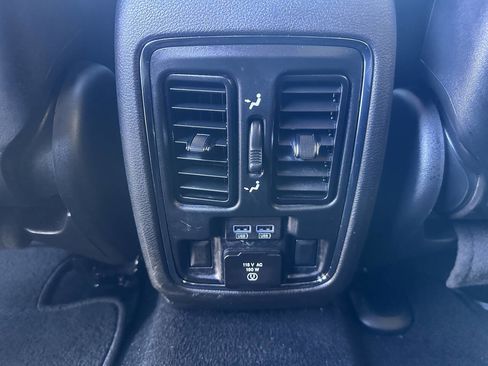 Used 2021 Jeep Grand Cherokee Limited w/ Quick Order Package 28K 80th image 8