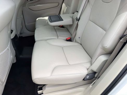 Certified 2025 Volvo XC90 T8 Plus w/ Protection Package Premier AWD/4WD image 13