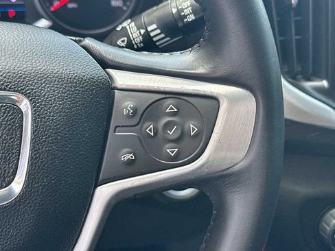 Used 2020 GMC Terrain SLE image 27