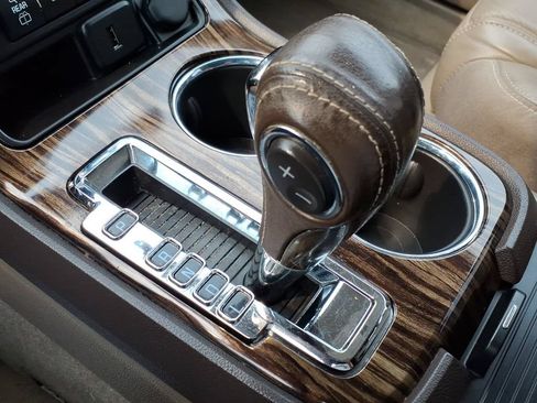 Used 2016 GMC Acadia Denali AWD/4WD image 22
