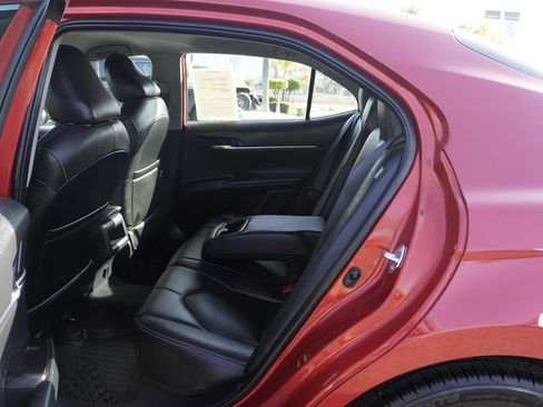 Used 2024 Toyota Camry SE FWD image 21