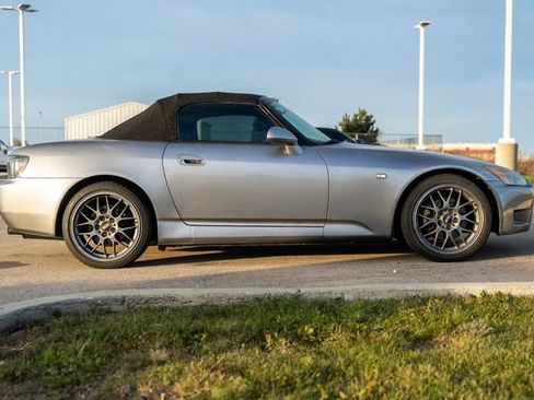 Used 2000 Honda S2000 image 9