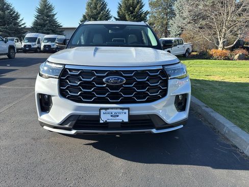 New 2026 Ford Explorer Platinum w/ LUX Leather Package image 2