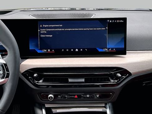 Certified 2025 BMW 330i Sedan RWD image 7