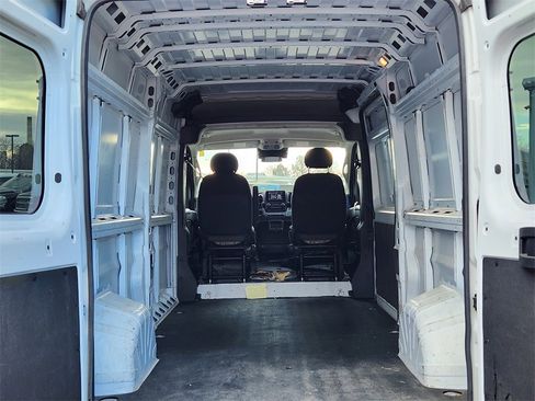 Used 2023 RAM ProMaster 2500 image 8
