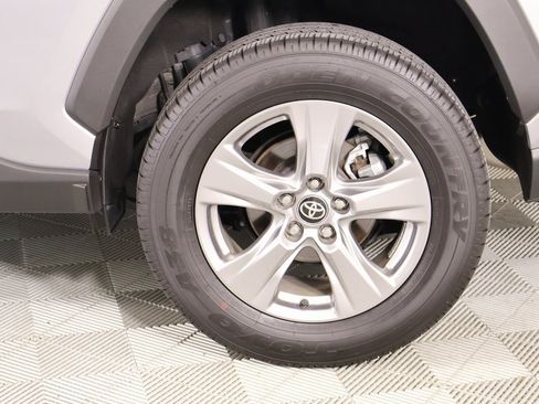 Used 2024 Toyota RAV4 XLE image 17