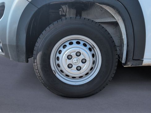 Used 2025 RAM ProMaster 2500 w/ Convenience Group FWD image 28