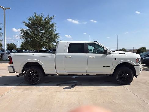 Used 2022 RAM 2500 Limited AWD/4WD image 10