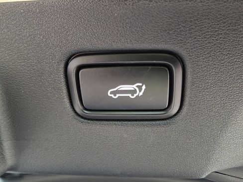 Used 2023 Kia EV6 Wind AWD/4WD image 30