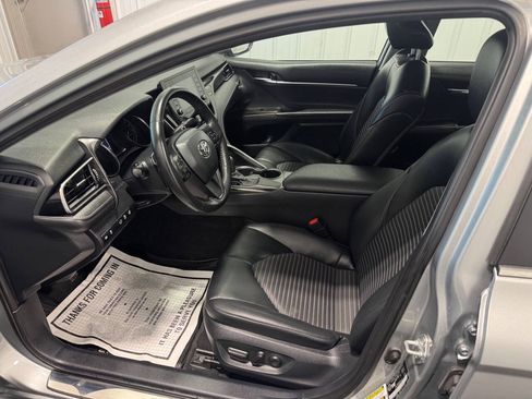 Used 2024 Toyota Camry SE FWD image 8