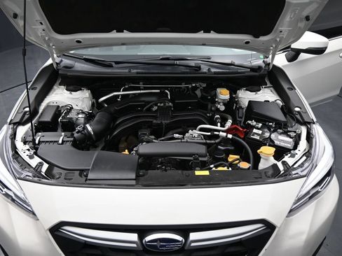 Used 2023 Subaru Crosstrek 2.5i Limited AWD/4WD image 31