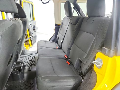 Used 2021 Jeep Wrangler Unlimited Sport image 31