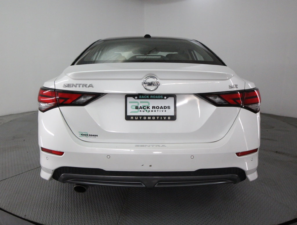Used 2022 Nissan Sentra SR w/ SR Premium Package FWD image 8