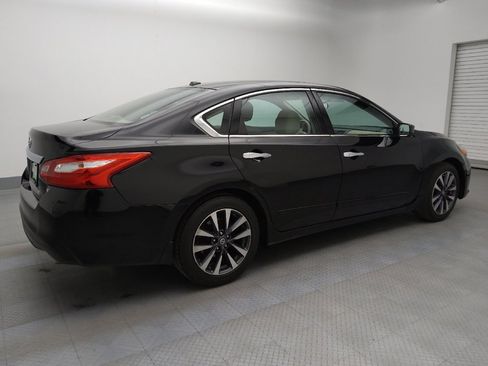 Used 2016 Nissan Altima 2.5 SV image 10