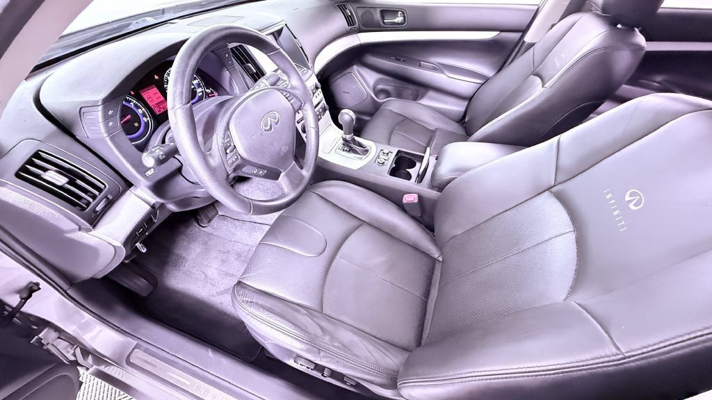 Used 2009 INFINITI G37 x Sedan w/ Premium Pkg AWD/4WD image 14