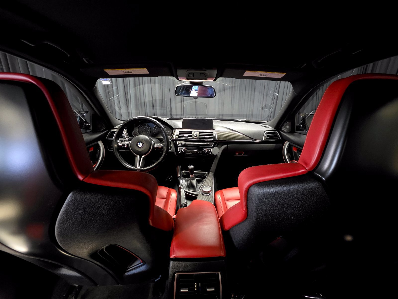 Used 2017 BMW M3 RWD image 2