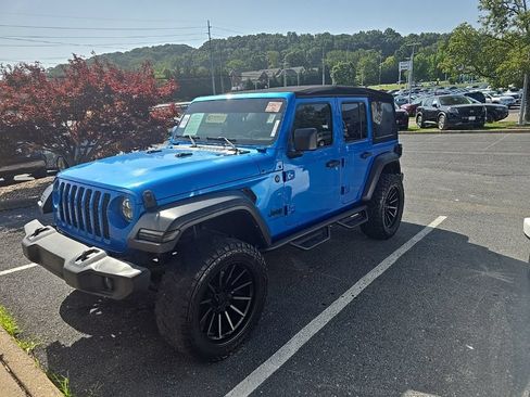 Used 2024 Jeep Wrangler Unlimited Sport AWD/4WD image 1