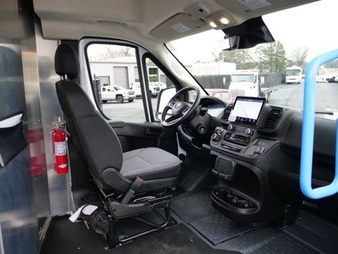 Used 2024 RAM ProMaster 3500 w/ Delivery Van Package image 37