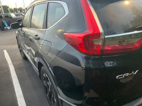 Used 2019 Honda CR-V Touring image 9