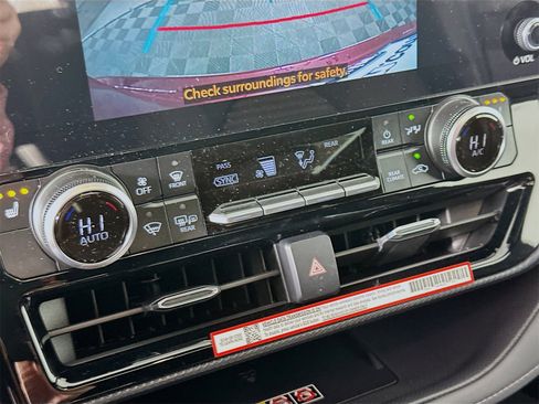 New 2026 Toyota Highlander XSE image 16