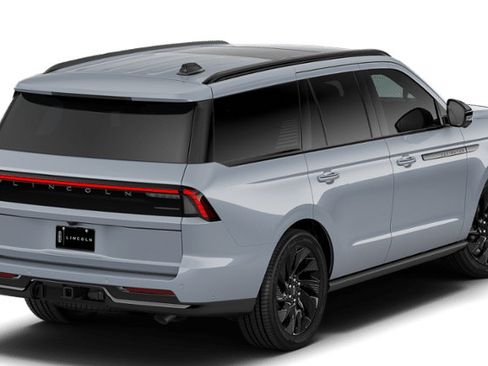 New 2027 Lincoln Navigator Reserve AWD/4WD image 26