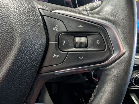 Used 2024 Chevrolet Trax ACTIV w/ Sunroof Package FWD image 21