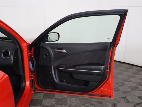 Used 2023 Dodge Charger SXT image 15