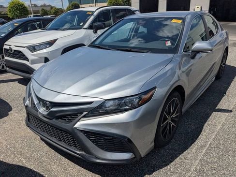 Certified 2024 Toyota Camry SE w/ Convenience Package image 2