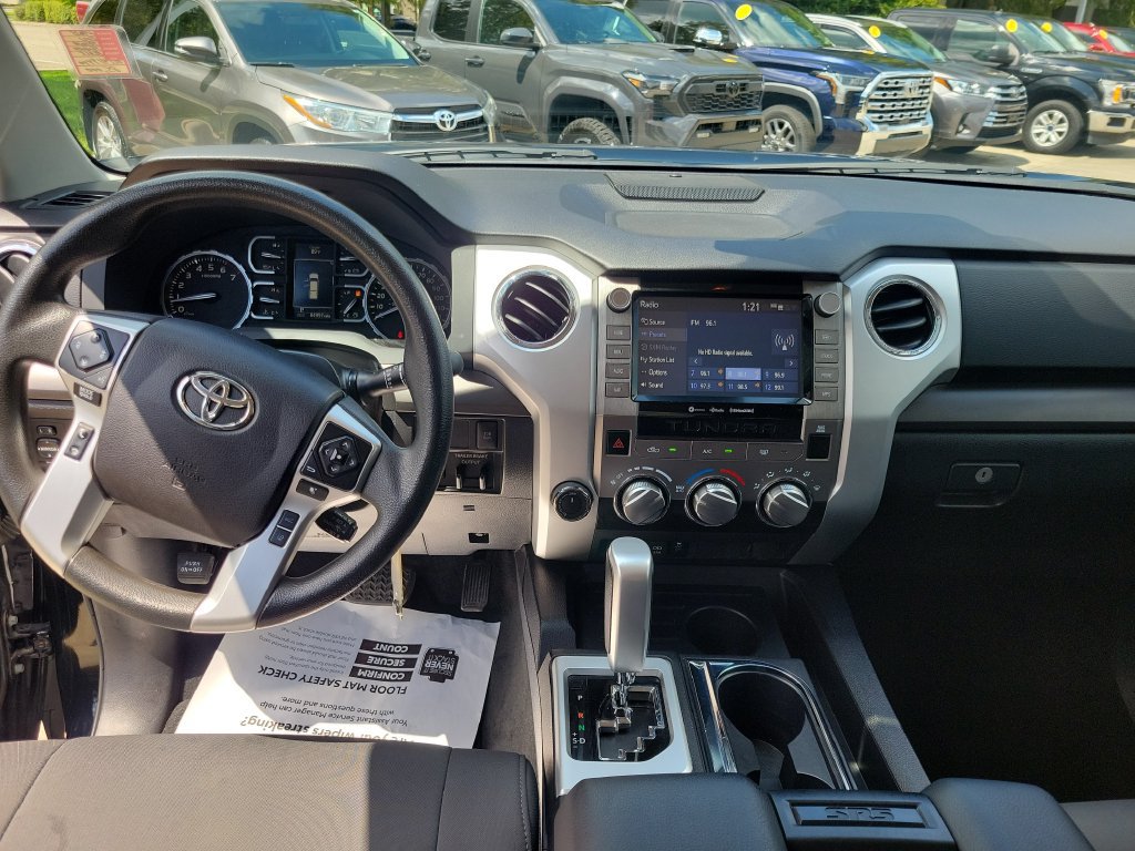 Certified 2021 Toyota Tundra SR5 w/ SR5 Upgrade Package AWD/4WD image 25