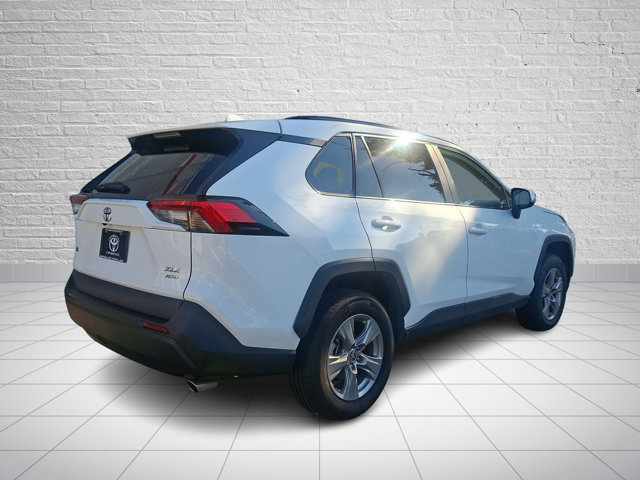 Used 2025 Toyota RAV4 XLE AWD/4WD image 6