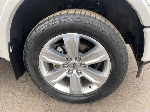 Used 2019 Ford F150 Platinum w/ Technology Package image 36