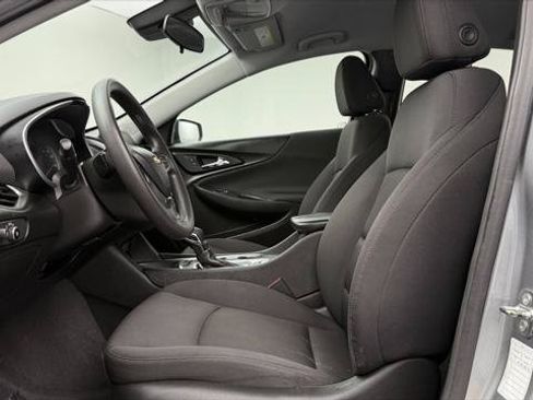 Used 2023 Chevrolet Malibu LT FWD image 14