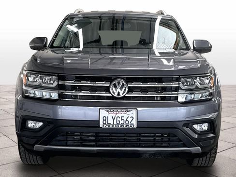 Used 2019 Volkswagen Atlas SE w/ Towing Package FWD image 2