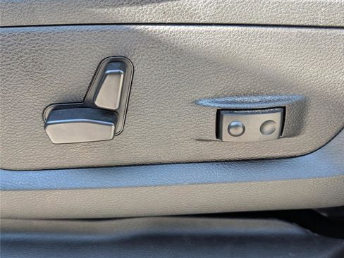 Used 2023 RAM 2500 Big Horn w/ Level 1 Equipment Group image 19