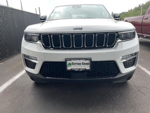 Used 2024 Jeep Grand Cherokee Limited 4xe AWD/4WD image 5