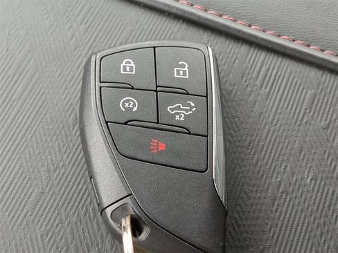 Used 2024 GMC Sierra 1500 AT4X image 30