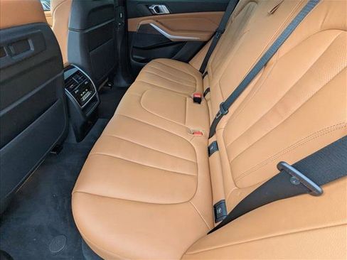 Certified 2022 BMW X5 sDrive40i w/ Luxury Seating Package image 19