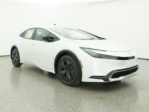 New 2026 Toyota Prius Plug-In Hybrid FWD image 29