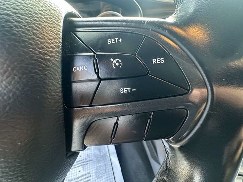 Used 2019 Dodge Challenger SXT AWD/4WD image 16