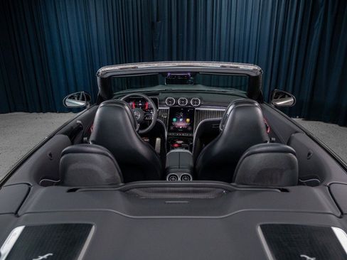 Certified 2026 Mercedes-Benz CLE 300 4MATIC Cabriolet image 6