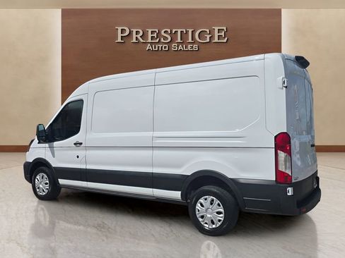 Used 2022 Ford E-Transit Medium Roof RWD image 11