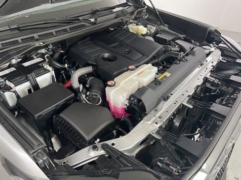 Certified 2025 Toyota Tundra Platinum AWD/4WD image 11