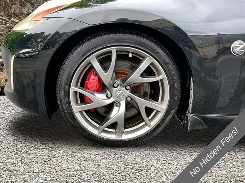Used 2014 Nissan 370Z Touring w/ Sport Package RWD image 8