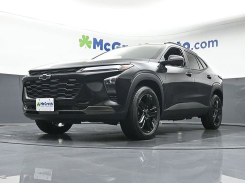 Used 2026 Chevrolet Trax ACTIV w/ Driver Confidence Package image 5