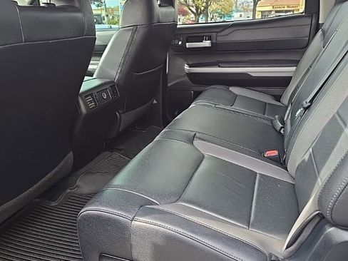Used 2019 Toyota Tundra Limited w/ Limited Premium Package image 5