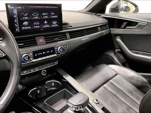 Used 2020 Audi A4 2.0T Premium w/ Convenience Package image 6