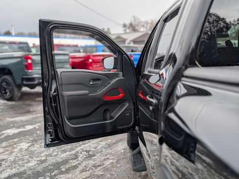 Used 2023 Nissan Frontier PRO-4X w/ Pro Convenience Package image 26