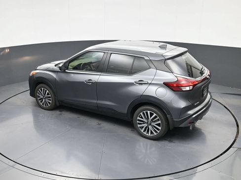 Used 2023 Nissan Kicks SV FWD image 28
